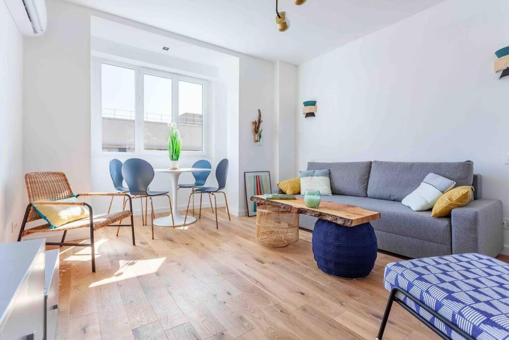 Le Lulli - Un T2 Moderne Et Epure Lägenhet Marseille Exteriör bild